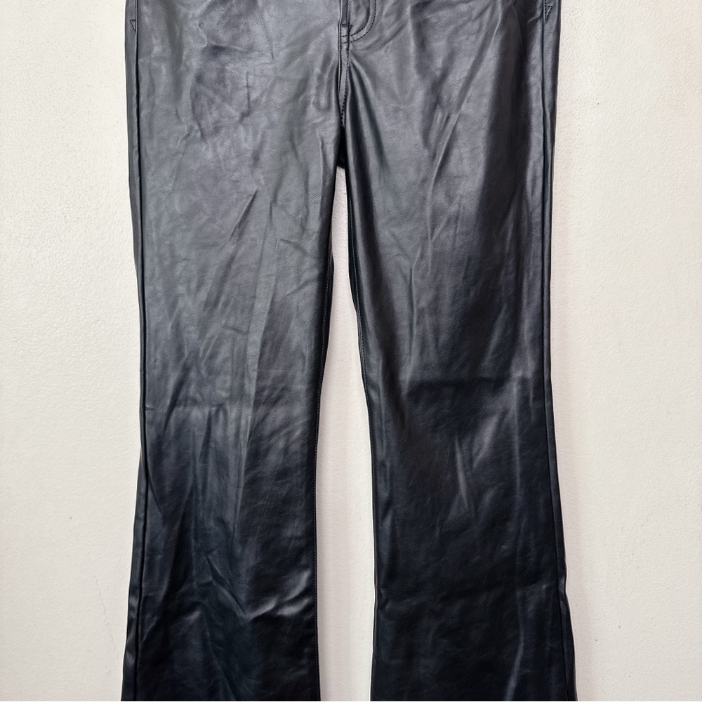 Gap Womens 29 High Rise Vegan Leather 70s Flare Pant - Picture 6 of 14